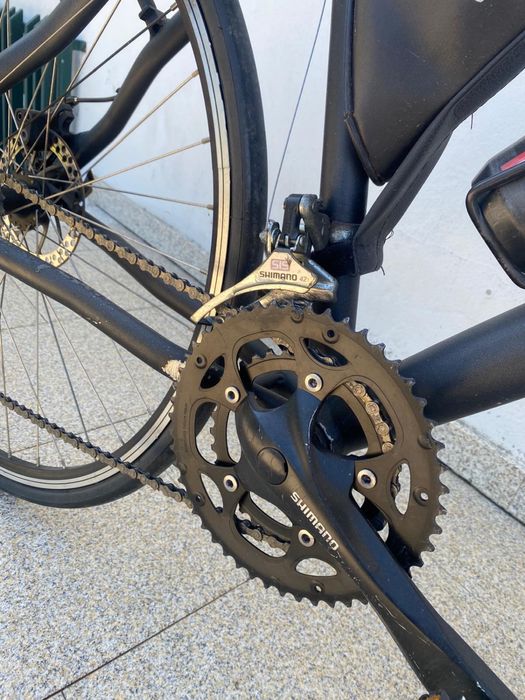 Bicicleta Híbrida / Fitness 700c com Travões de Disco