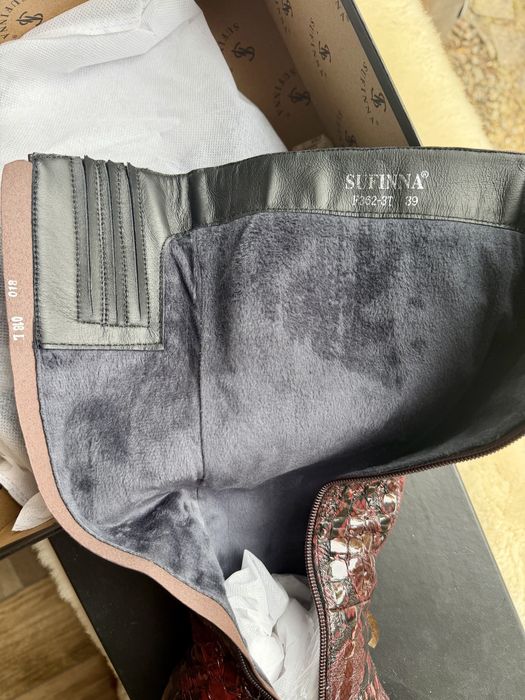 Шкіряні чоботи лак