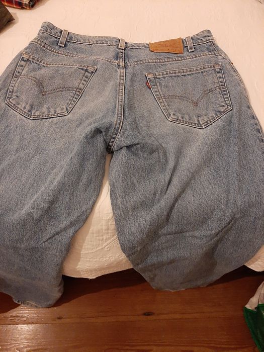 Calças levis/ jeans