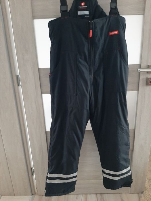 Spodnie robocze na zimę idealne do mroźni chłodni narciarskie budowa