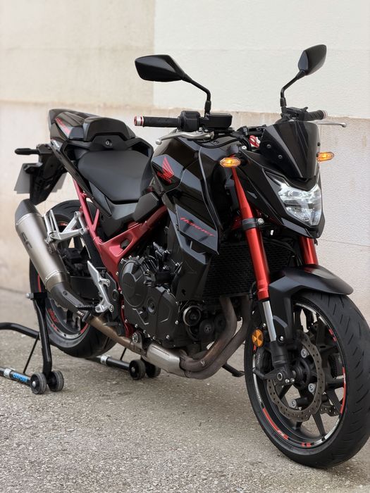 HONDA HORNET 750 - FULL EXTRAS!