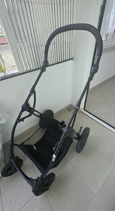 Vendo carrinho de bebé 3 em 1 Kinderkraft