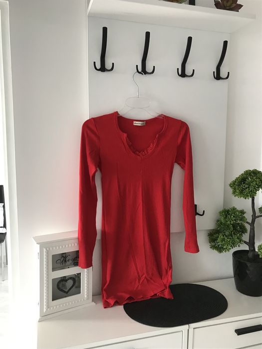 Sukienka czerwona M elastyczna