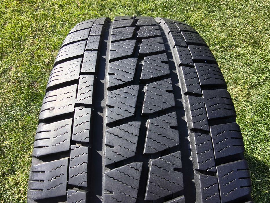 opona 225/65/16C Falken Euroall season Van11 1 sztuka 8,5mm 2022
