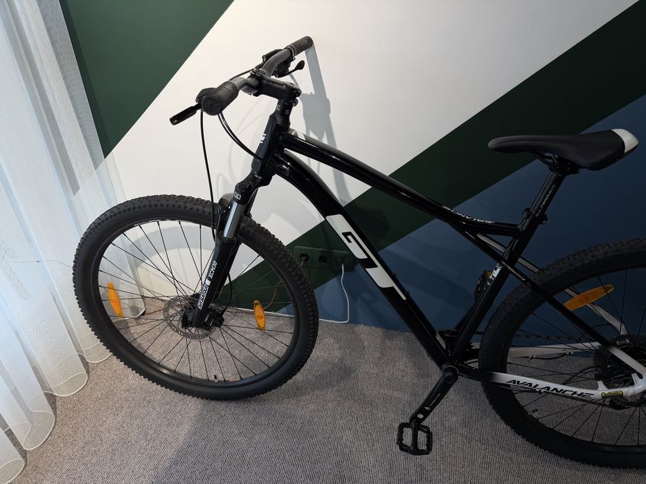 Велосипед 29" GT Avalanche Elite  новий розмір Л чорний