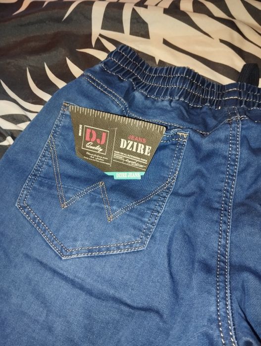 Spodnie granatowe jeansowe Jogerry (Nie używane)!