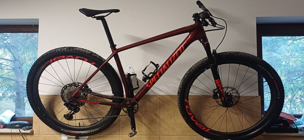 Specialized Epic expert brain rozmiar L