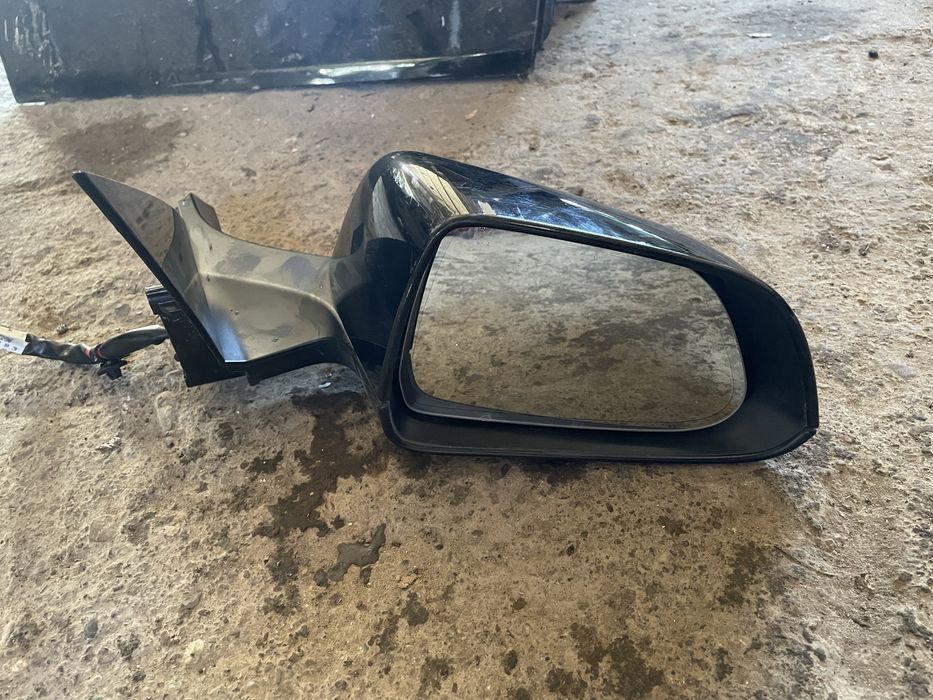 Дзеркало R Model 3 TesLa в зборі