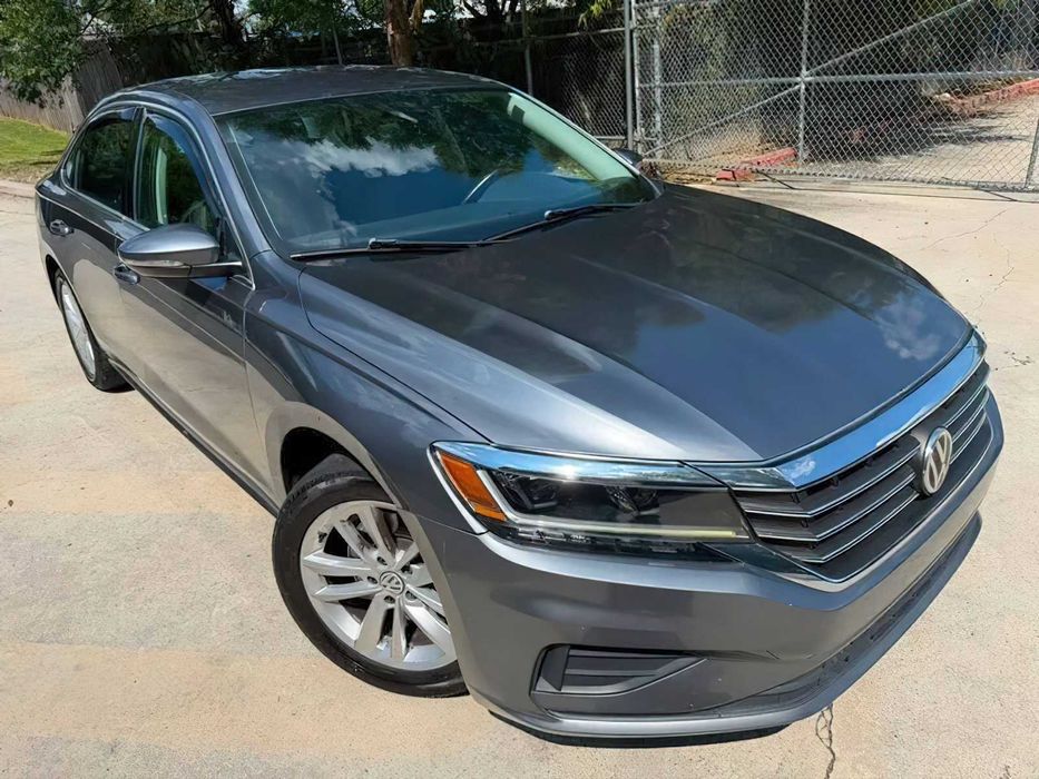 Volkswagen Passat      2020