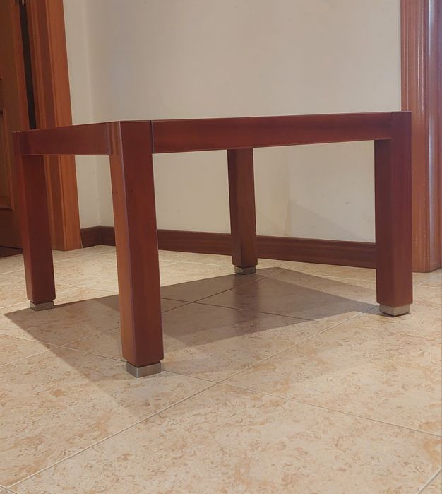 Mesa de apoio em madeira