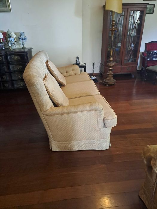 PORTO Sofá 3 pessoas excelente estado