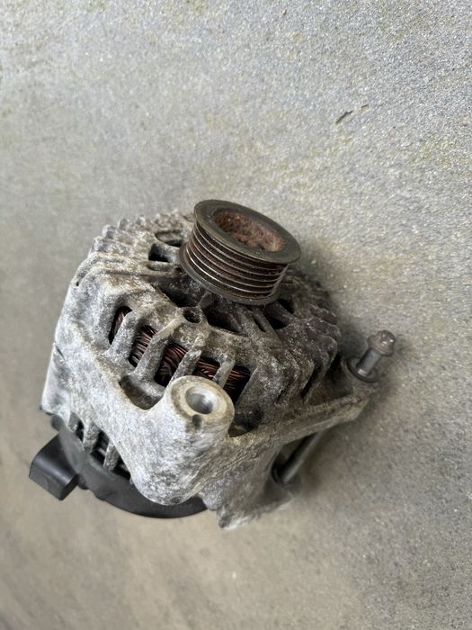 Alternador bmw f10 f11 f30 f31 f36 f32 f01 f02 f07