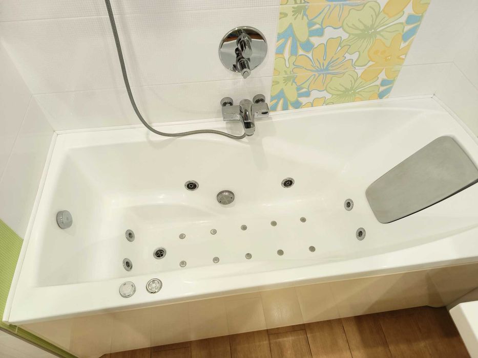 Ванна с гидромассажем Кollers whirlpool