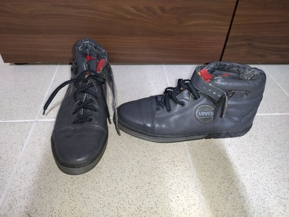 Sapatilha Levi's cinzenta