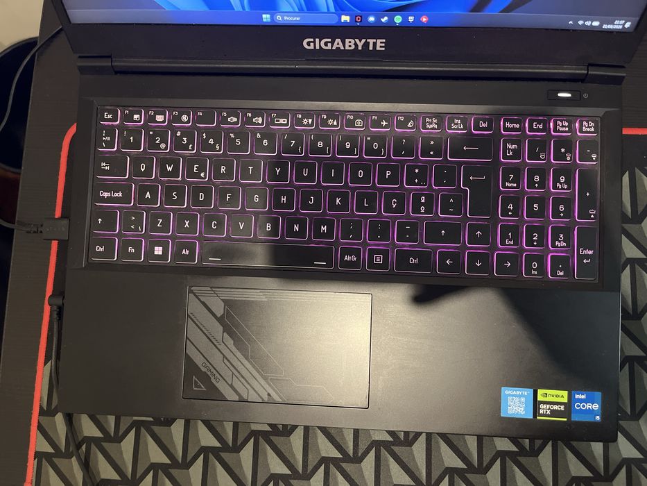 Computador Portátil Gaming Gigabyte G5 KF | RTX 4060 | i5-12500H | 16GB | 512GB SSD | 144Hz