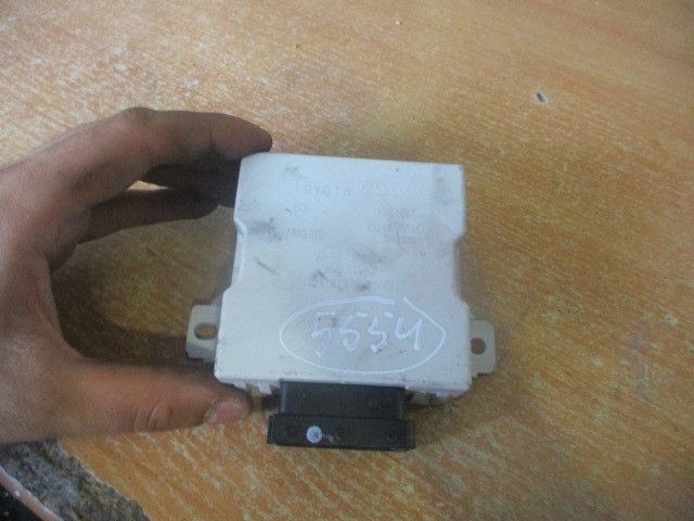 Botão / interruptor electromecânico / relé TOYOTA Avensis Wagon (_T25_