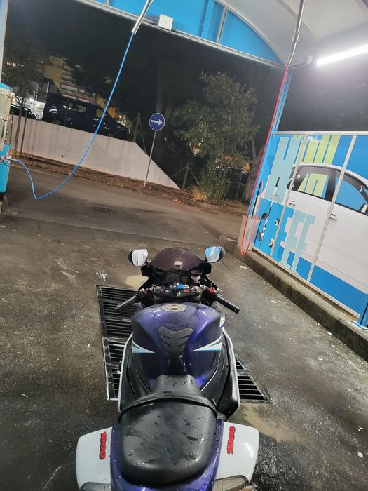 Suzuki gsxr k6 1000cc  troco por barco com motor e atrelado