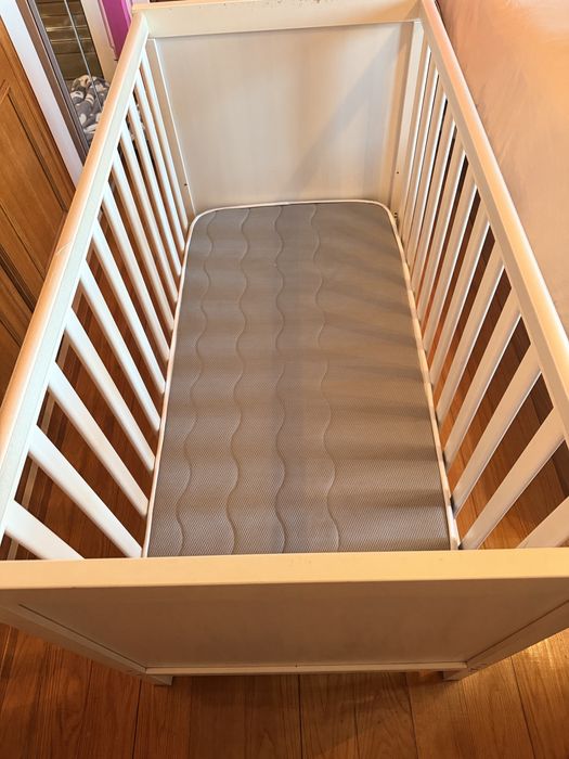 Berco ikea + colchao novo