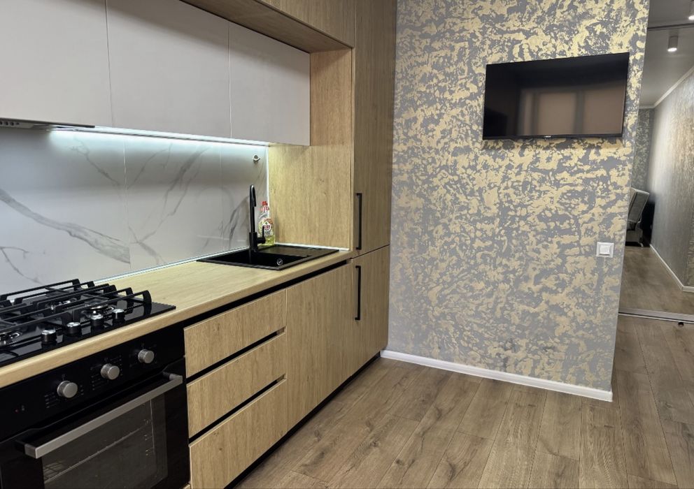 Пропонуємо до оренди чудову однокімнатну квартиру!