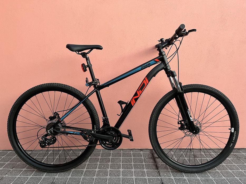 Bicicleta BTT Roda 29" - COMO NOVA