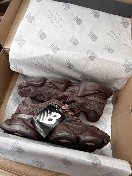 Кроссівки New Balance 9060 CHOCOLATE Кроссовки Нью Беланс (36-41)