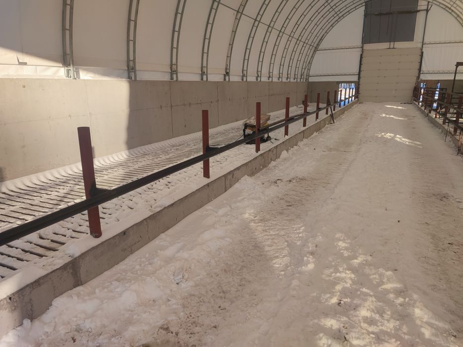 Wygrodzenia dla bydła, drabinka paszowa, konstrukcja