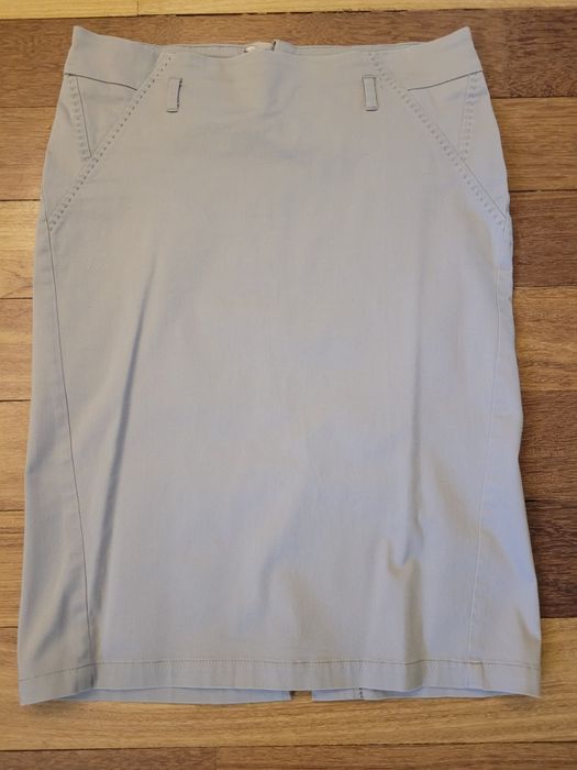 Ołówkowa spódnica marki camaieu rozmiar 36