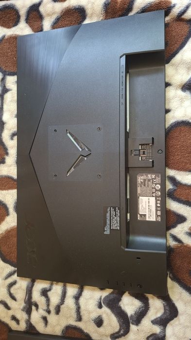 Ігровий монітор 27" Acer Nitro VG271U M3 (2K, 180Hz) на запчастини / під відновлення
