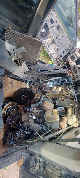 Подрамнік +ГБЦ Ауді 90 бензин 2.2