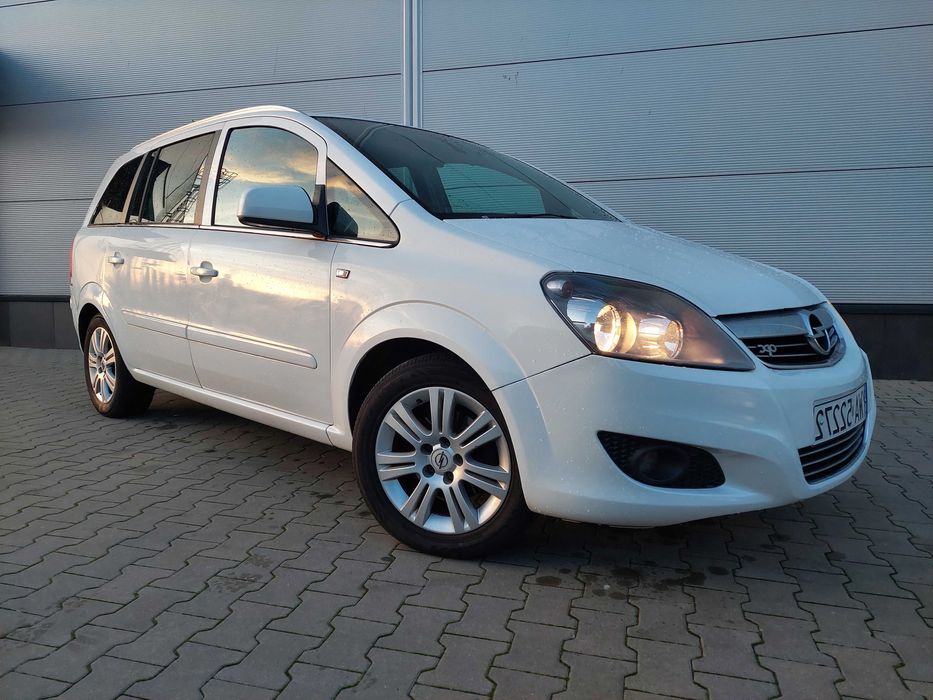 Wynajem samochodu auta kombi van Toyota Opel Mercedes LPG gaz