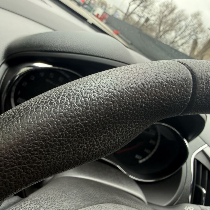 Автомобиль Шевроле Круз