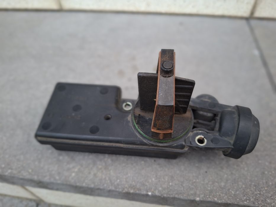 Zawór DISA kolektora dolotowego BMW silnik m52tu e39 e46 320i 323i 328i