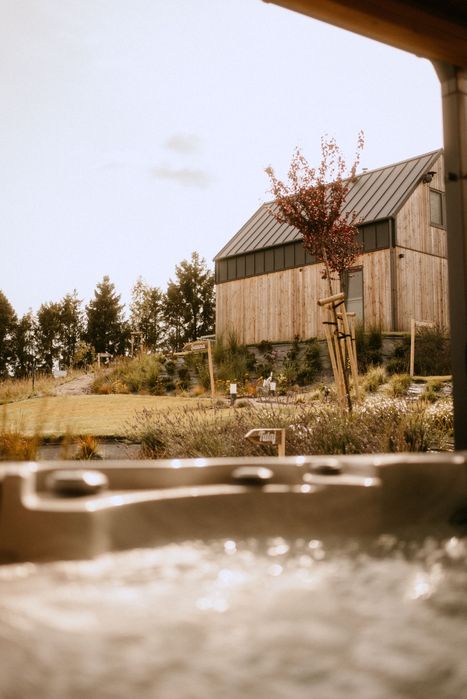 Domek na Kaszubach / JACUZZI - czynne calą dobę !!! balia / sauna z widokiem na jezioro. Sylwester !!!