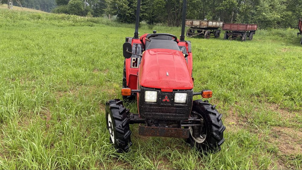 Mitsubishi MT185 4x4 Rewers  Japoński traktorek