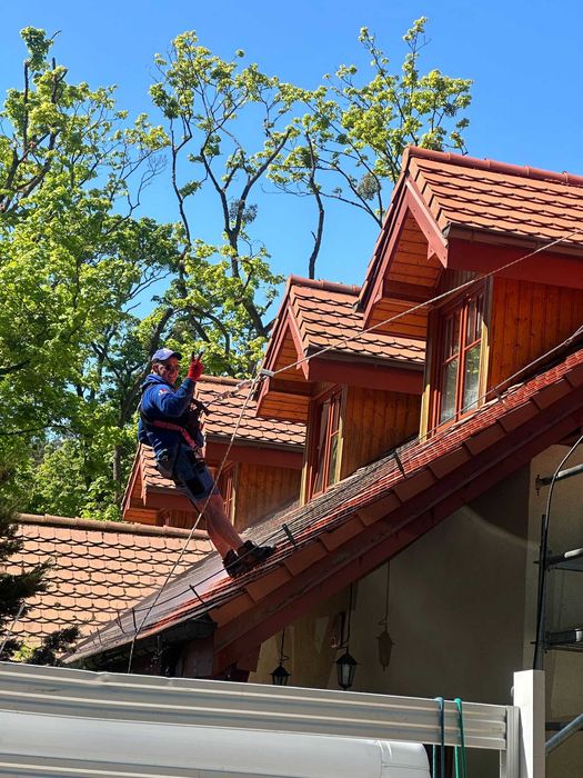 Mycie całego podwórka pod wysokim ciśnieniem, tanio i profesjonalnie