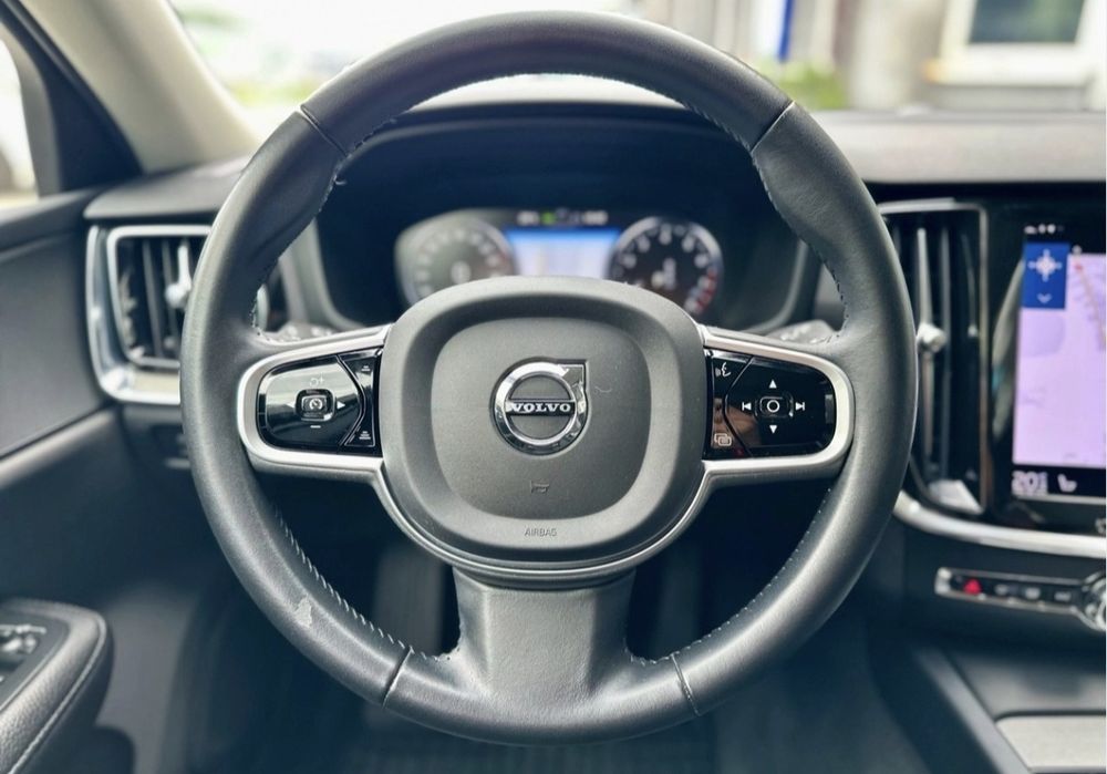 Volvo V60 *INSCRIPTION*