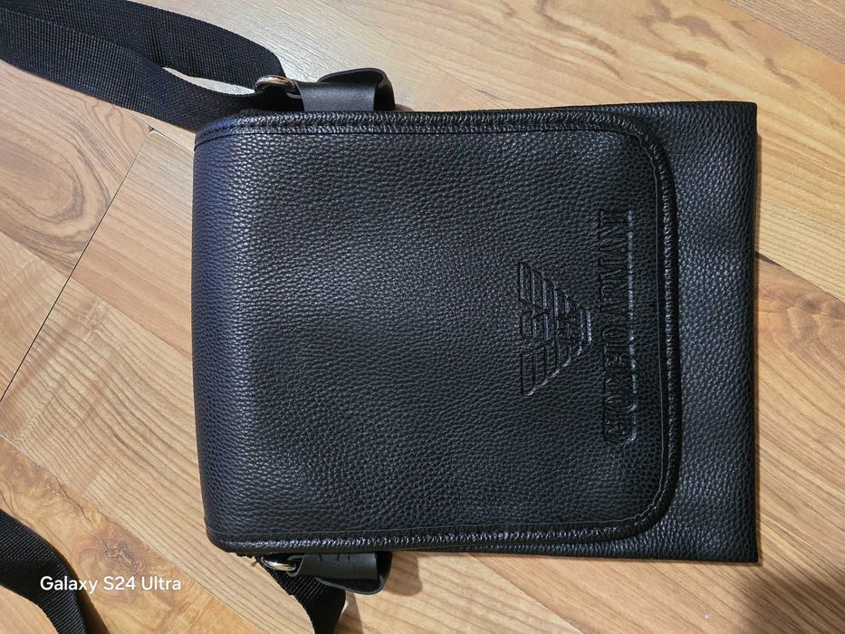 Czarna saszetka Armani męska