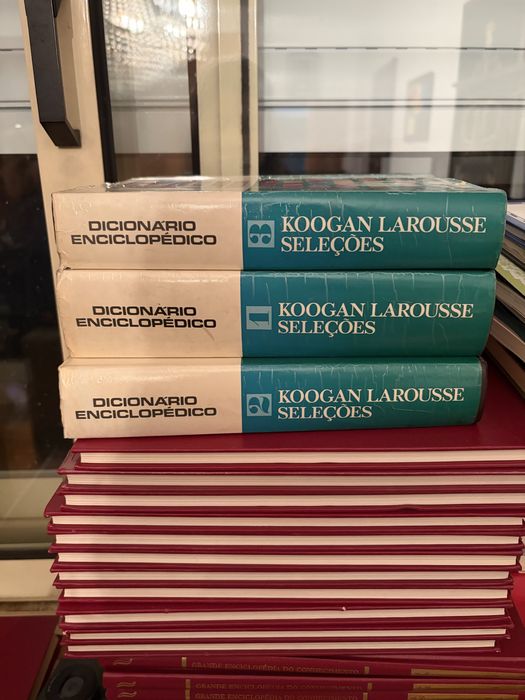 Diversas colecoes de livros