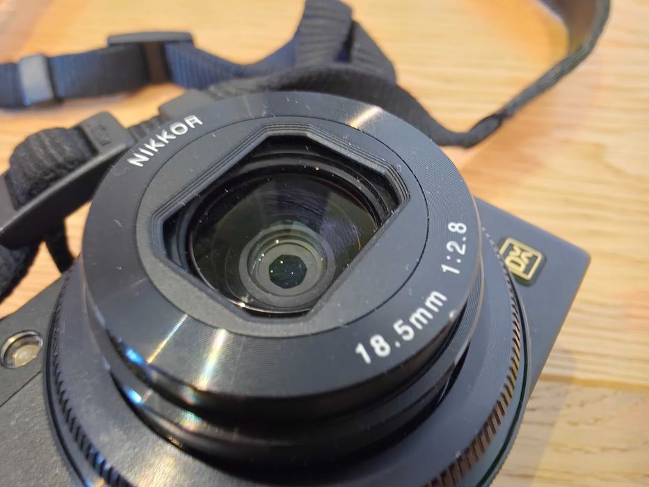 Nikon COOLPIX A DX (APS-C) - niski przebieg, stan idealny