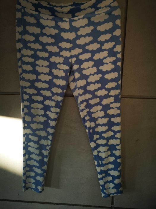 UP2 Fashion spodnie od piżamy niebieskie w chmurki nowe r. 44/46 L