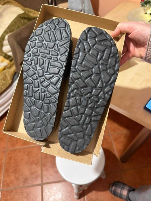 Nowe Venezia damskie klapki z kamieniami