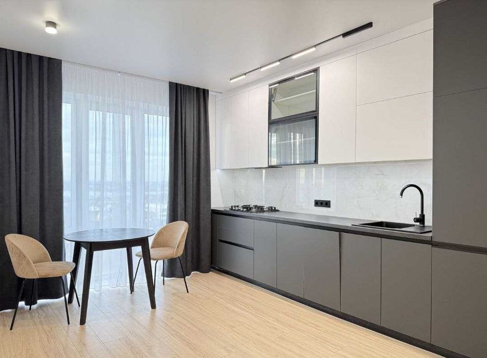 1-Кімнатна «На Щасливому» вул. Боголюбова. Вигляд на Озеро!