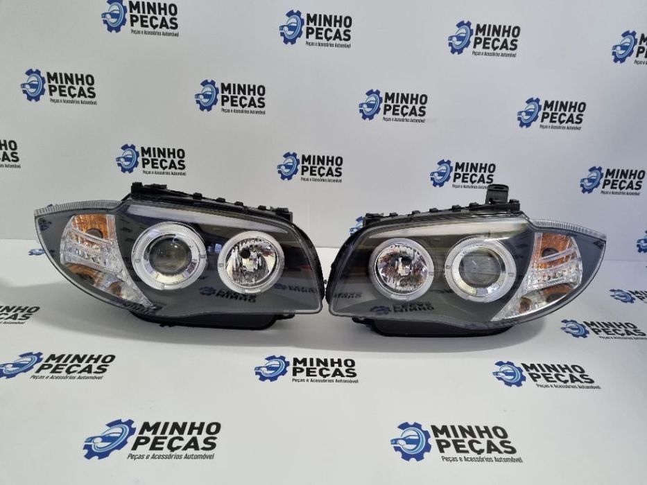 Faróis Angel Eyes BMW Série 1 Fundo Preto