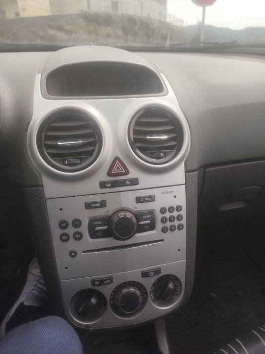 Opel corsa 2010. Negociável