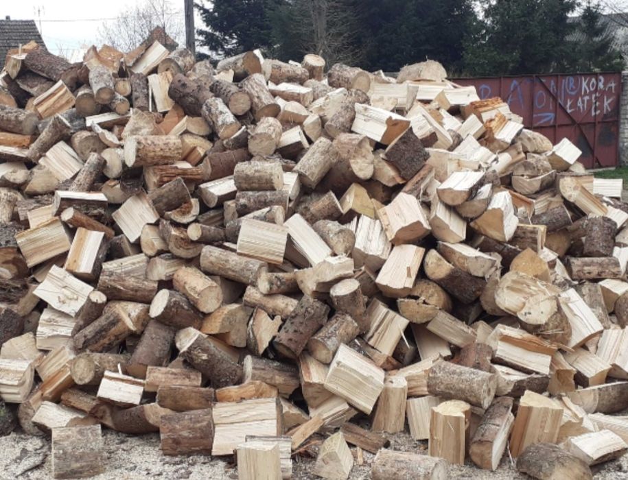 Cięcie rąbanie drewna