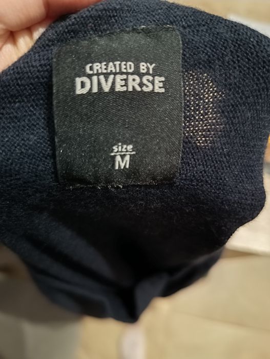 Sweterek granatowy Diverse M 38 na zimę wiosnę