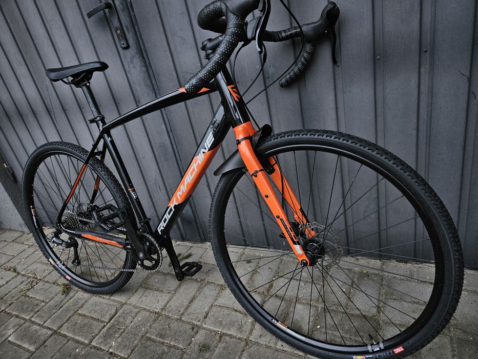 ROCKMACHINE gravel Shimano CLARIS hamulce tarczowe