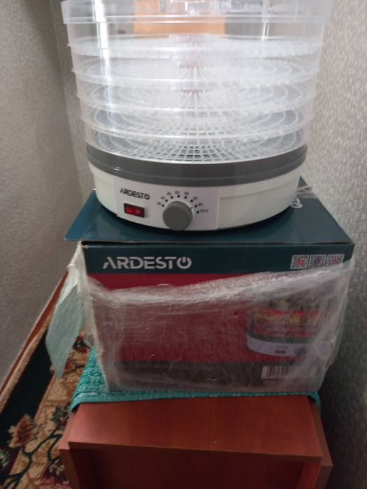 Сушарка для фруктів та овочів