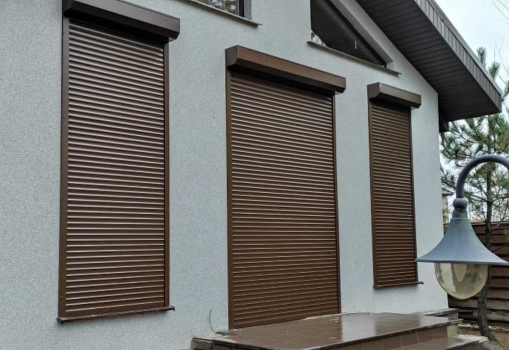 Защитные ролеты на окна и двери. Возможна оплата частями!