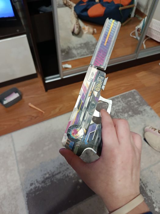 Продам пістолет з гри standoff 2